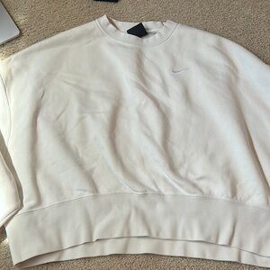 COPY - Nike cream sweatshirt
